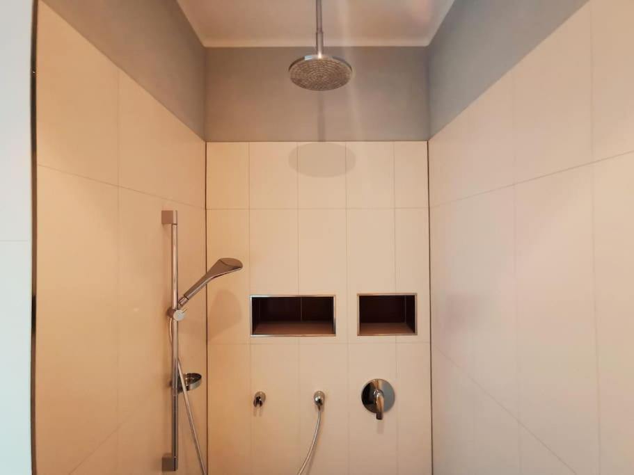 Komfortables Apartment Im Zentrum Erfurts Bagian luar foto